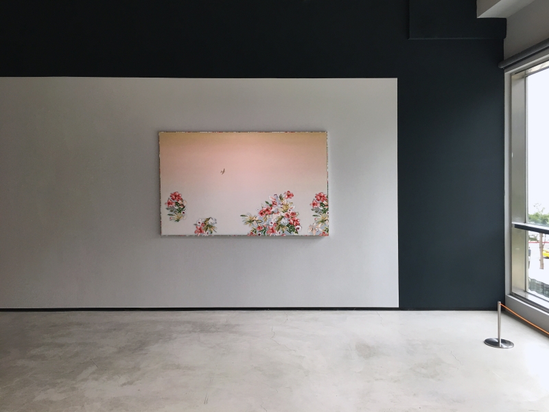 齊簡個展「落地之處 Landing Place」作品：《野地裡的百合花》，繪畫，122×197 cm，複合媒材，2020